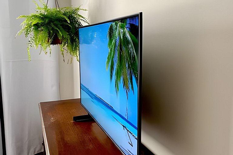 Kitnet na rua da UFV com SMART TV e Garagem