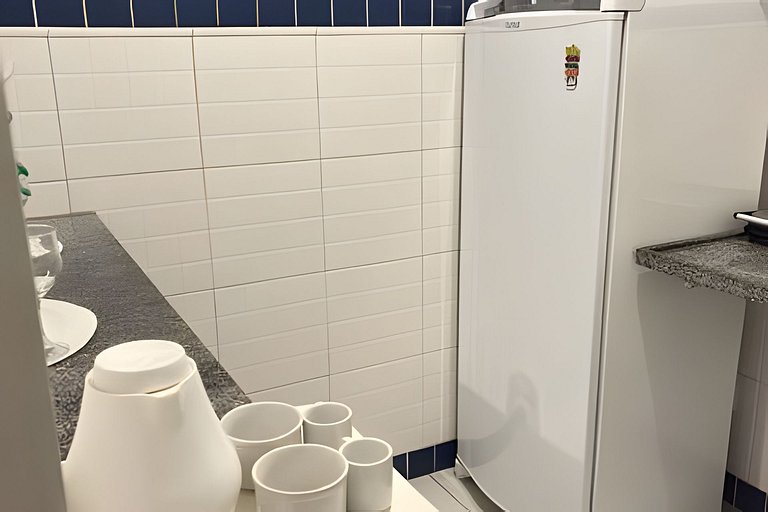 Kitnet na rua da UFV com SMART TV e Garagem