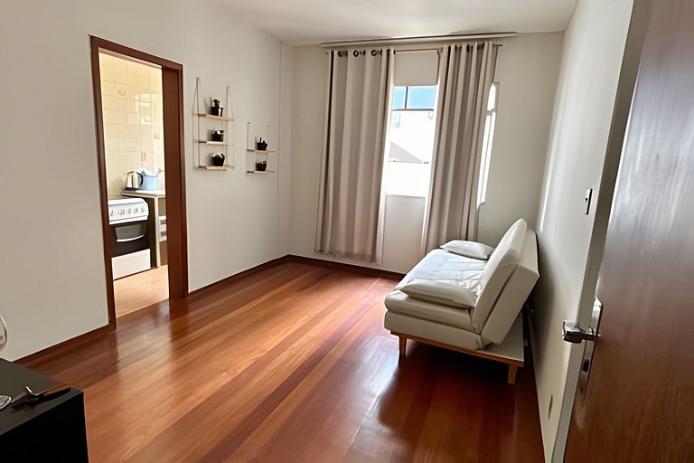 800m da UFV/ 100m da rodoviária