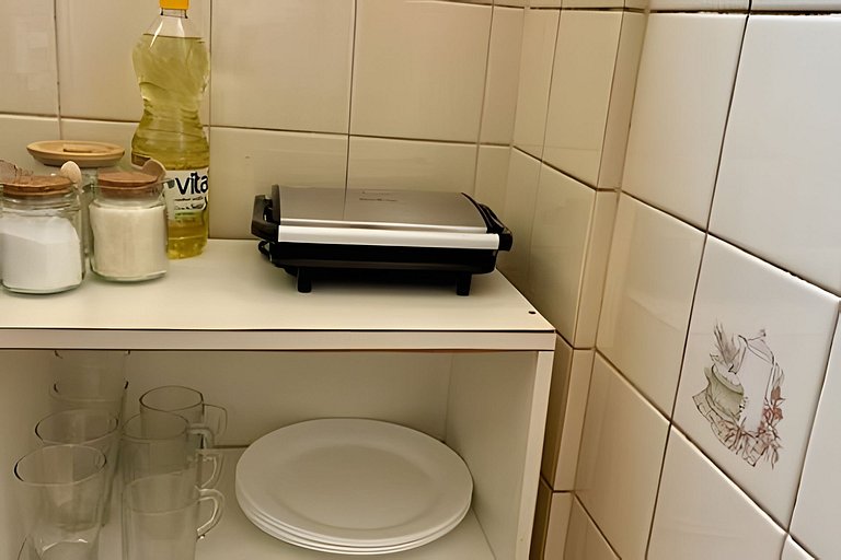 800m da UFV/ 100m da rodoviária