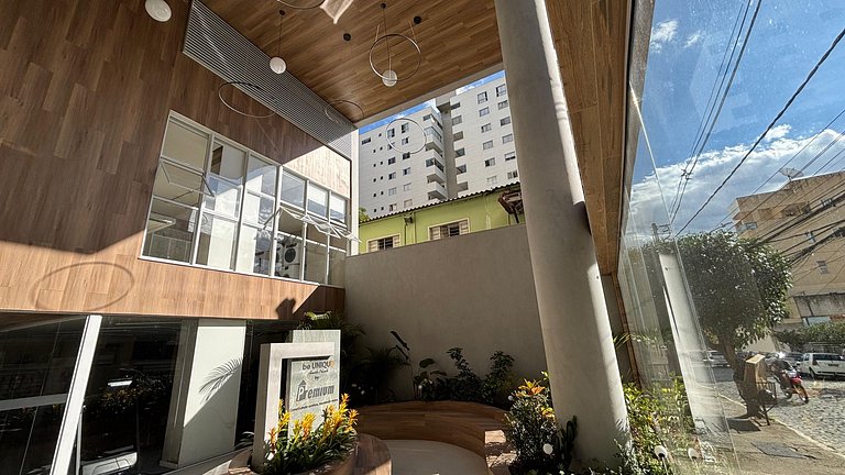 400m da UFV / 650 da rodoviária e Ar Condicionado