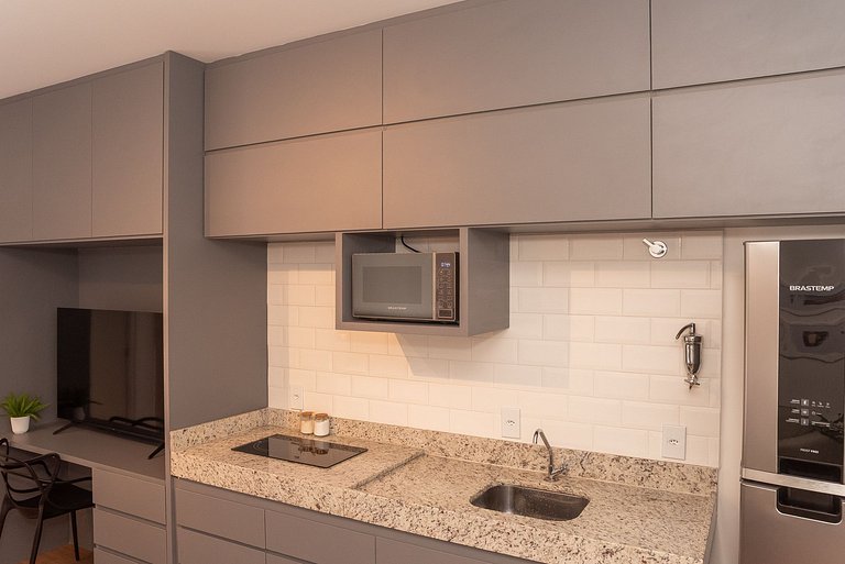 400m da UFV / 650 da rodoviária e Ar Condicionado